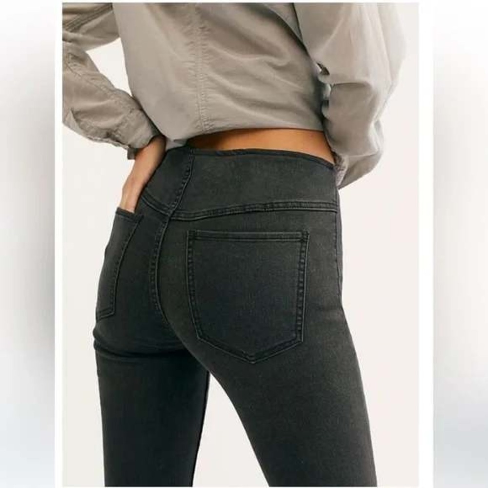 Free People - Penny Pull On Flare Jeans Size 28 NWT - Picture 2 of 11